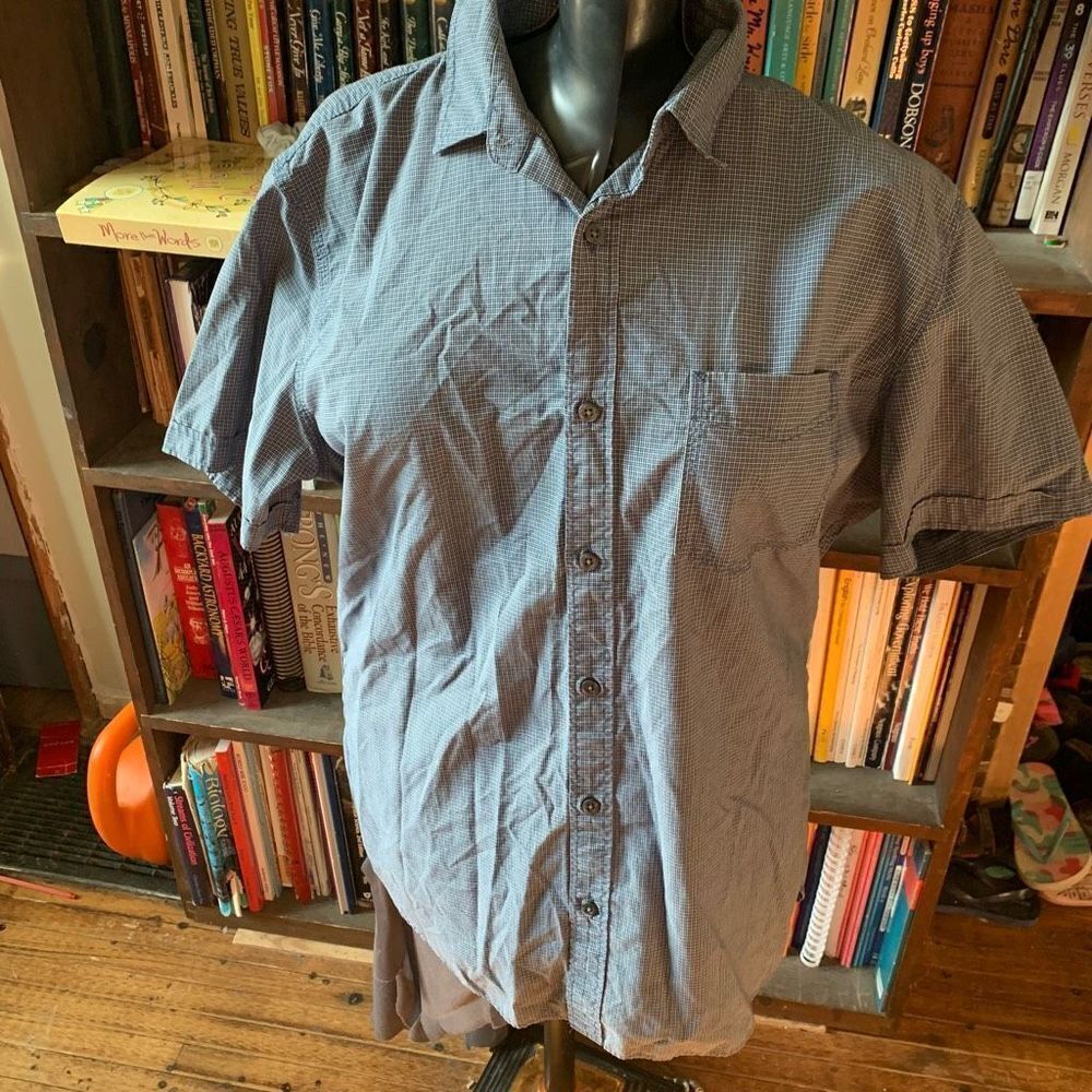 Banana Republic Camden fit blue check business casual L shirt